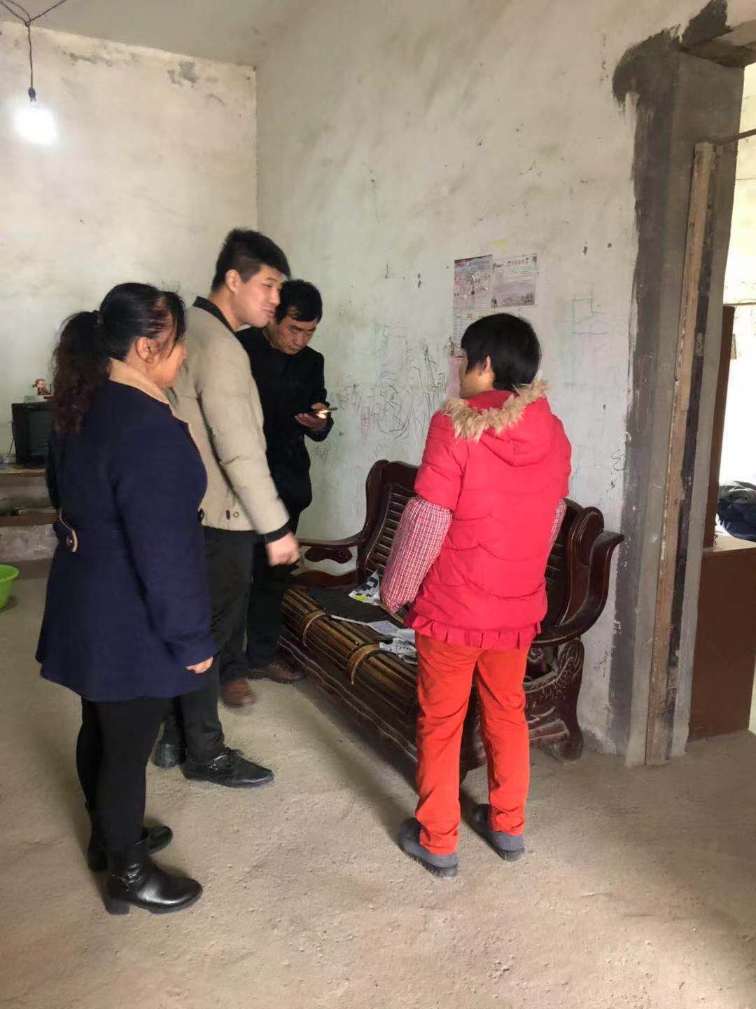 貧困戶家.jpg